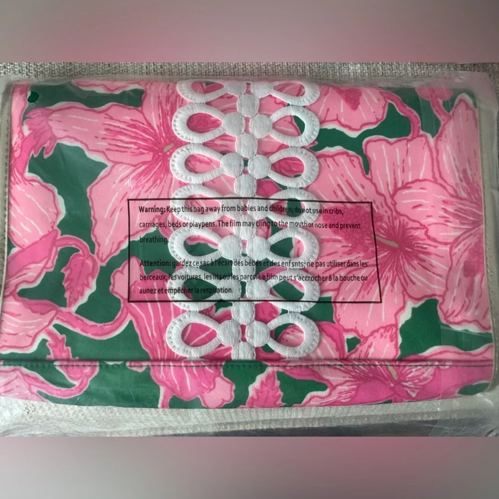 Lilly Pulitzer Tote Bag and Clutch Set NWT - Picture 11 of 13